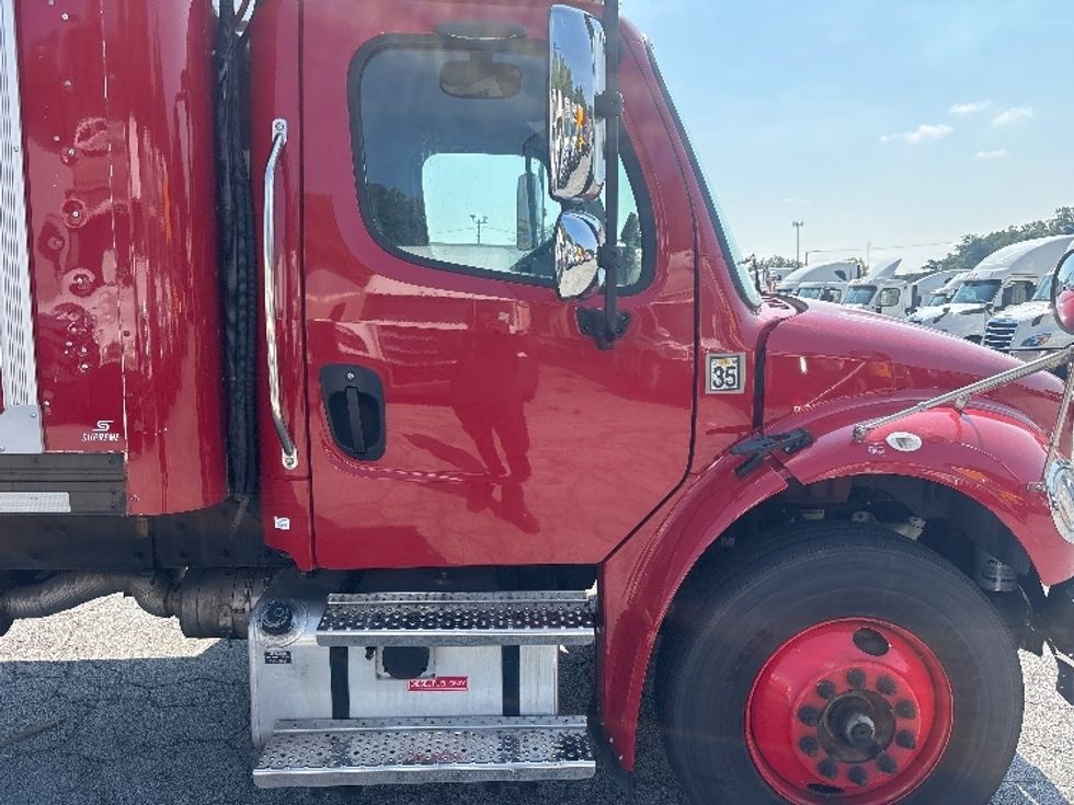Refrigerated Truck-Light and Medium Duty Trucks-Freightliner-2021-M2-Forest Park-GA-89,870\n\t\tmiles-$ 56,750 - Image 31