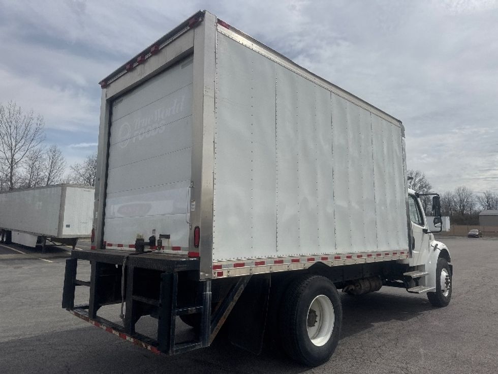 Refrigerated Truck-Light and Medium Duty Trucks-Freightliner-2021-M2-Gahanna-OH-311,191\n\t\tmiles-$ 34,000 - Image 11