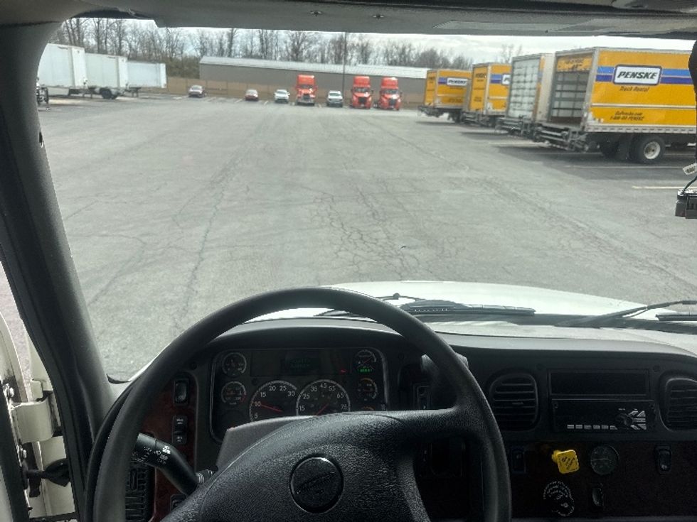 Refrigerated Truck-Light and Medium Duty Trucks-Freightliner-2021-M2-Gahanna-OH-311,191\n\t\tmiles-$ 34,000 - Image 16