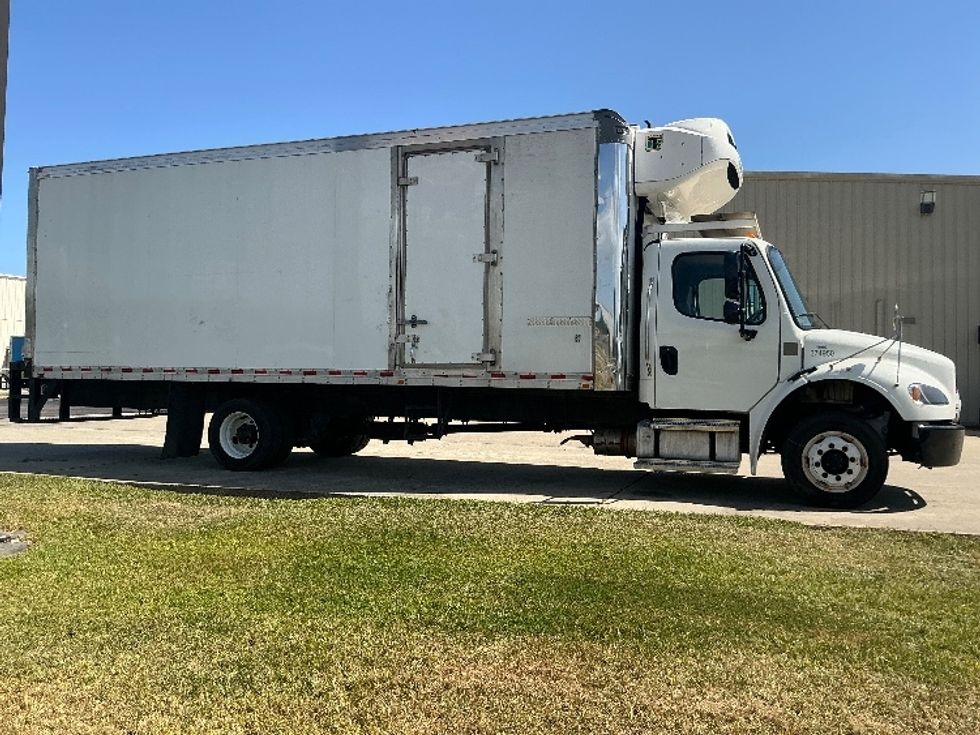 Refrigerated Truck-Light and Medium Duty Trucks-Freightliner-2021-M2-Gulfport-MS-239,610\n\t\tmiles-$ 52,000 - Image 15