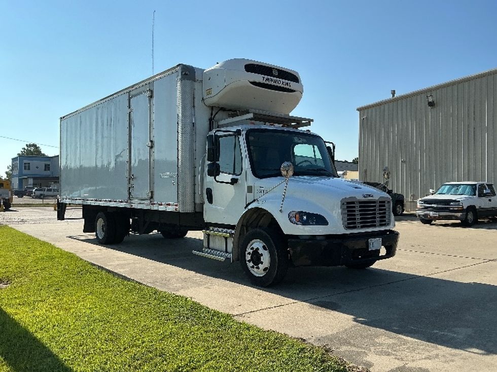 Refrigerated Truck-Light and Medium Duty Trucks-Freightliner-2021-M2-Gulfport-MS-243,996\n\t\tmiles-$ 47,000 - Image 1