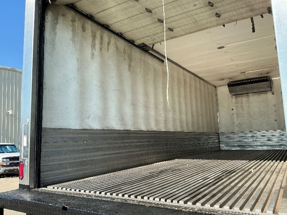 Refrigerated Truck-Light and Medium Duty Trucks-Freightliner-2021-M2-Gulfport-MS-243,996\n\t\tmiles-$ 47,000 - Image 11