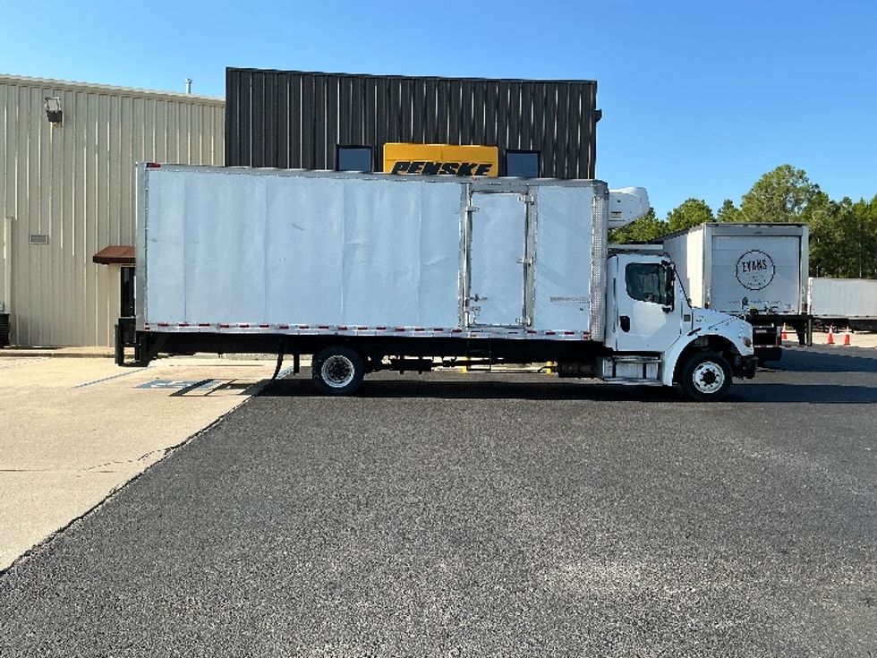 Refrigerated Truck-Light and Medium Duty Trucks-Freightliner-2021-M2-Gulfport-MS-243,996\n\t\tmiles-$ 47,000 - Image 15