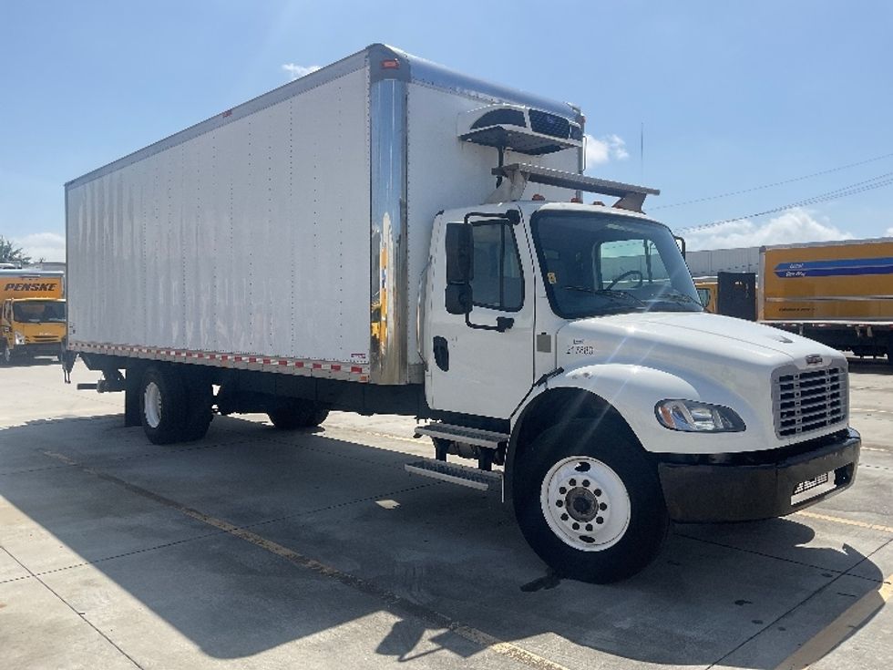 Refrigerated Truck-Light and Medium Duty Trucks-Freightliner-2021-M2-Hammond-LA-254,364\n\t\tmiles-$ 52,000 - Image 1