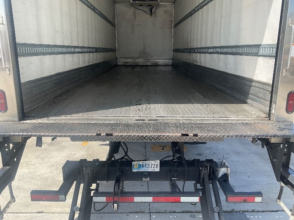 Refrigerated Truck-Light and Medium Duty Trucks-Freightliner-2021-M2-Hammond-LA-254,364\n\t\tmiles-$ 52,000 - Image 10