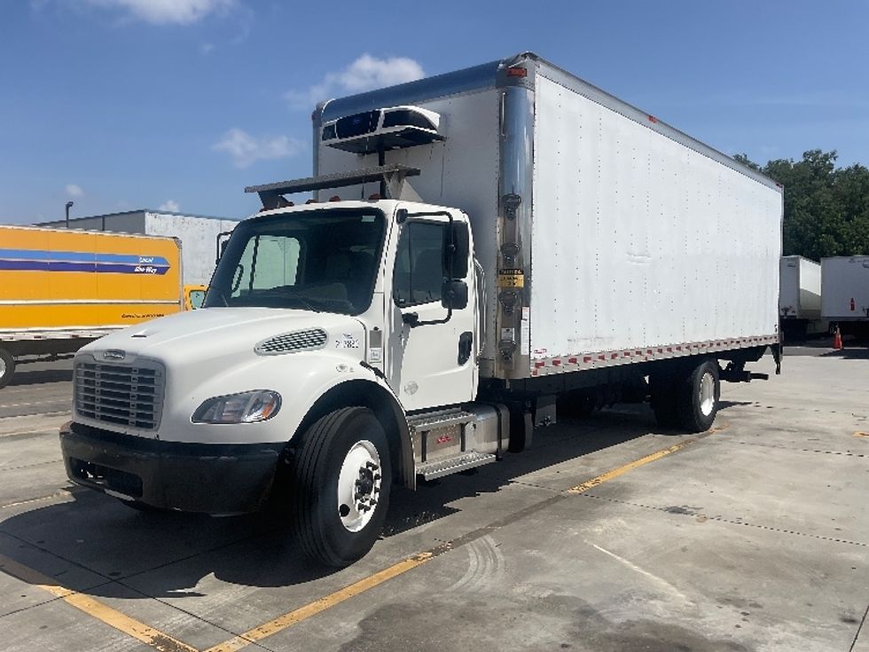Refrigerated Truck-Light and Medium Duty Trucks-Freightliner-2021-M2-Hammond-LA-254,364\n\t\tmiles-$ 52,000 - Image 3