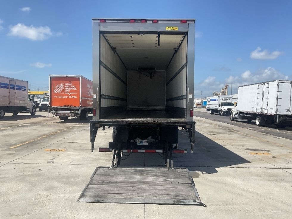 Refrigerated Truck-Light and Medium Duty Trucks-Freightliner-2021-M2-Hammond-LA-254,364\n\t\tmiles-$ 52,000 - Image 9