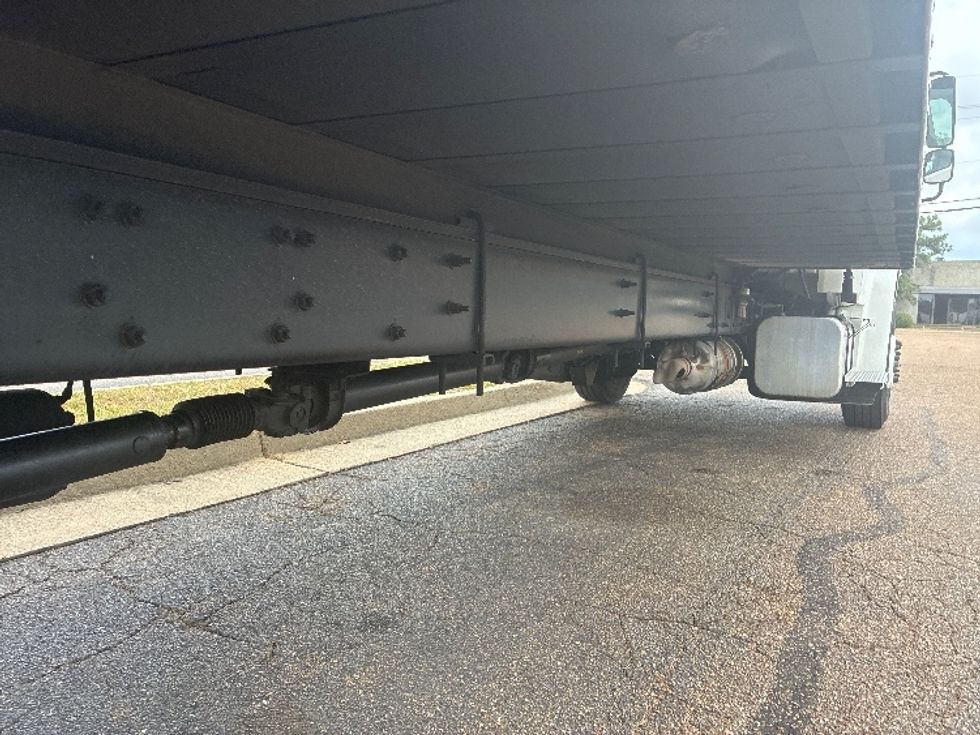 Refrigerated Truck-Light and Medium Duty Trucks-Freightliner-2021-M2-Jackson-MS-173,375\n\t\tmiles-$ 73,250 - Image 14