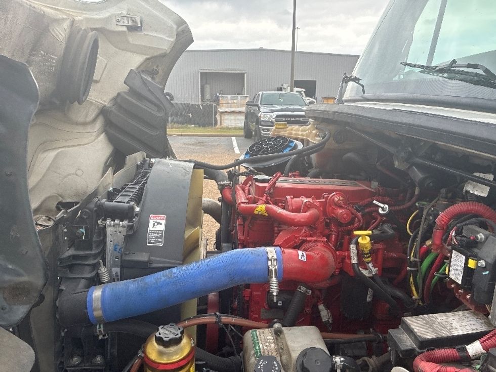 Refrigerated Truck-Light and Medium Duty Trucks-Freightliner-2021-M2-Jackson-MS-173,375\n\t\tmiles-$ 73,250 - Image 24