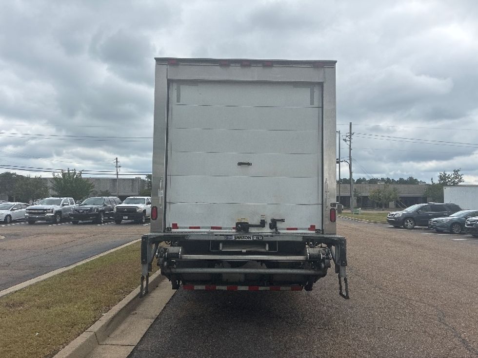 Refrigerated Truck-Light and Medium Duty Trucks-Freightliner-2021-M2-Jackson-MS-173,375\n\t\tmiles-$ 73,250 - Image 7