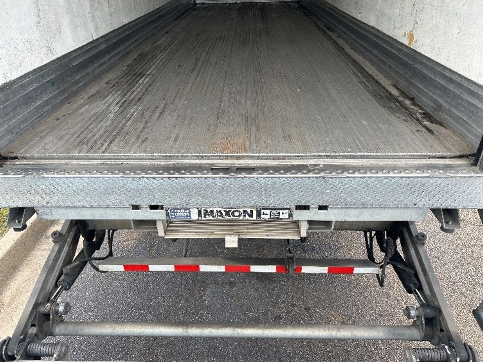 Refrigerated Truck-Light and Medium Duty Trucks-Freightliner-2021-M2-Jackson-MS-240,905\n\t\tmiles-$ 58,750 - Image 10