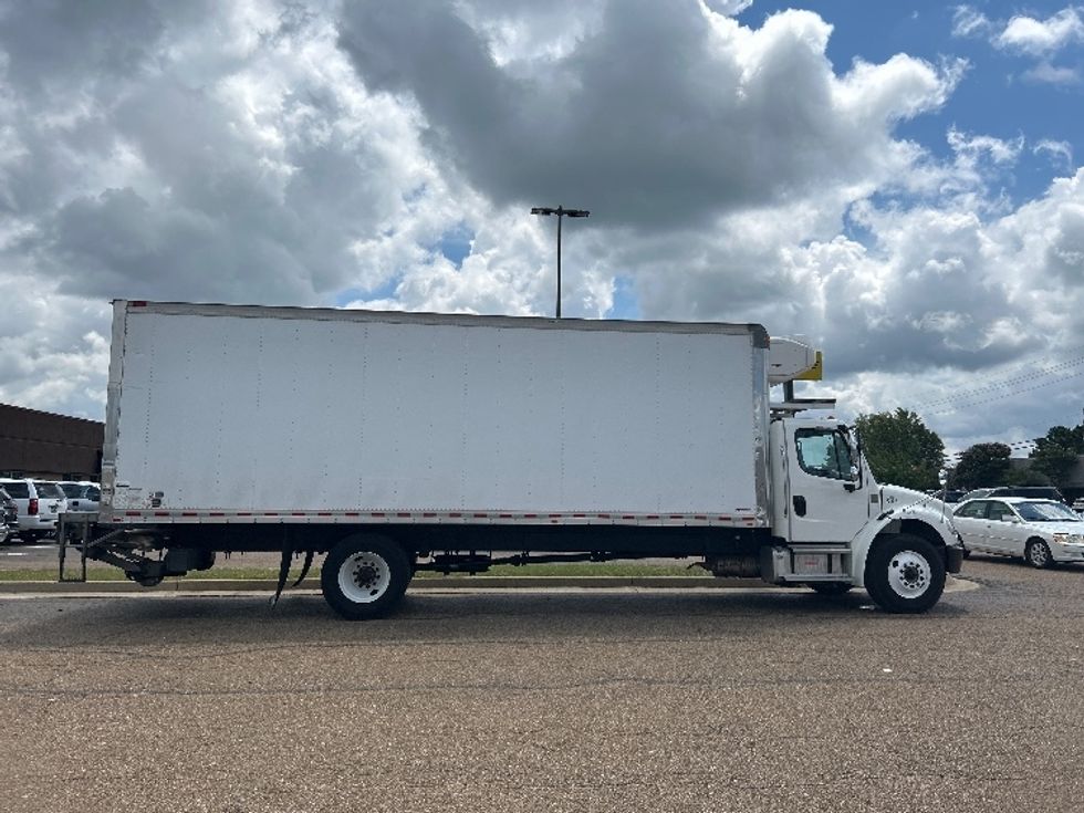 Refrigerated Truck-Light and Medium Duty Trucks-Freightliner-2021-M2-Jackson-MS-240,905\n\t\tmiles-$ 58,750 - Image 15