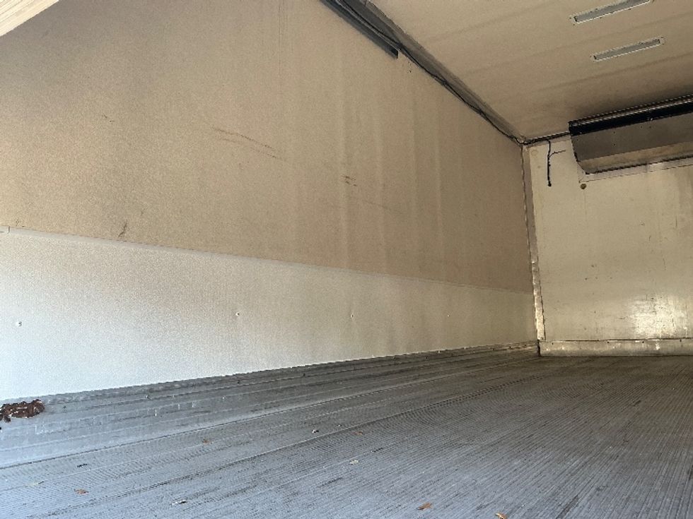 Refrigerated Truck-Light and Medium Duty Trucks-Freightliner-2021-M2-Jacksonville-FL-286,471\n\t\tmiles-$ 33,750 - Image 11