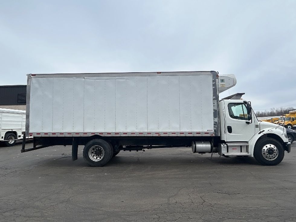 Refrigerated Truck-Light and Medium Duty Trucks-Freightliner-2021-M2-Jessup-PA-289,043\n\t\tmiles-$ 36,250 - Image 14