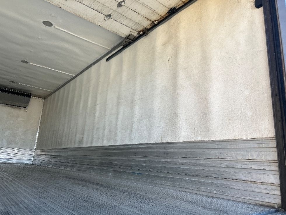Refrigerated Truck-Light and Medium Duty Trucks-Freightliner-2021-M2-Jessup-PA-291,141\n\t\tmiles-$ 36,500 - Image 11