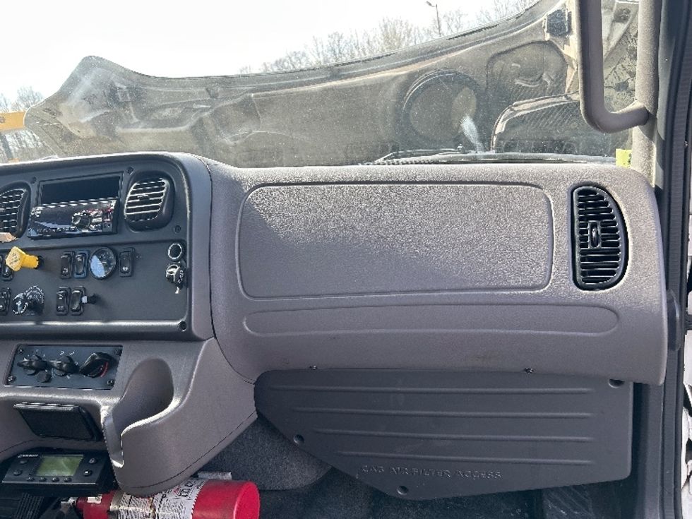 Refrigerated Truck-Light and Medium Duty Trucks-Freightliner-2021-M2-Jessup-PA-391,015\n\t\tmiles-$ 24,000 - Image 20