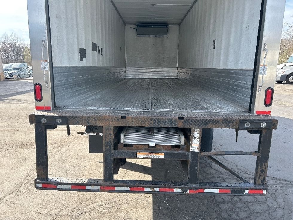 Refrigerated Truck-Light and Medium Duty Trucks-Freightliner-2021-M2-Jessup-PA-391,015\n\t\tmiles-$ 24,000 - Image 9