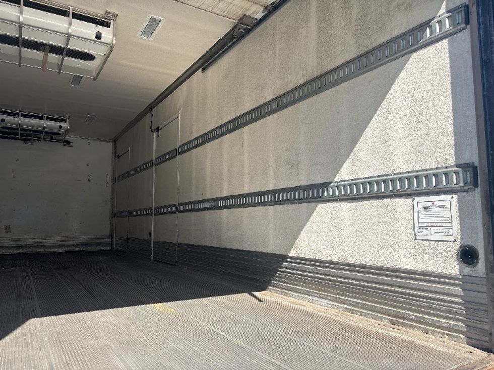 Refrigerated Truck-Light and Medium Duty Trucks-Freightliner-2021-M2-Kent-WA-177,678\n\t\tmiles-$ 58,750 - Image 12