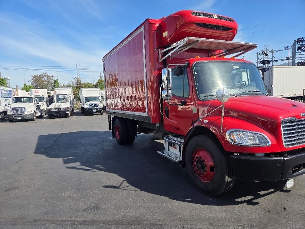 Refrigerated Truck-Light and Medium Duty Trucks-Freightliner-2021-M2-Kent-WA-70,188\n\t\tmiles-$ 58,500 - Image 1