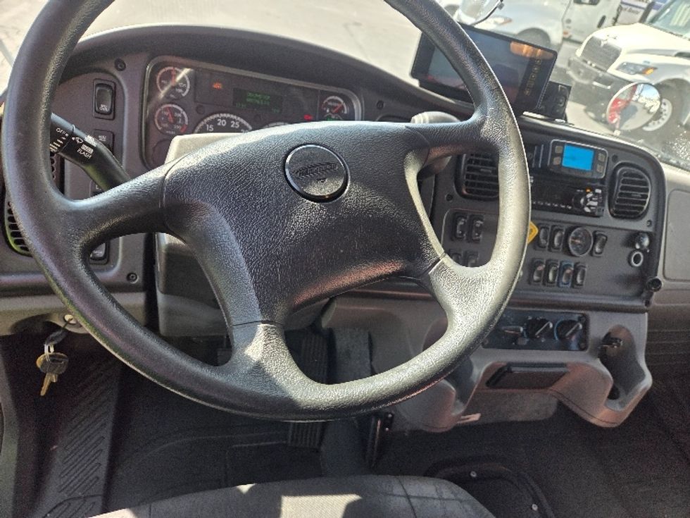 Refrigerated Truck-Light and Medium Duty Trucks-Freightliner-2021-M2-Kent-WA-70,188\n\t\tmiles-$ 58,500 - Image 17