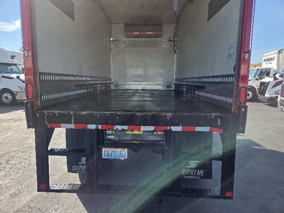 Refrigerated Truck-Light and Medium Duty Trucks-Freightliner-2021-M2-Kent-WA-70,188\n\t\tmiles-$ 58,500 - Image 8