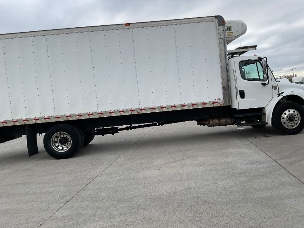 Refrigerated Truck-Light and Medium Duty Trucks-Freightliner-2021-M2-Knoxville-TN-328,742\n\t\tmiles-$ 45,500 - Image 16