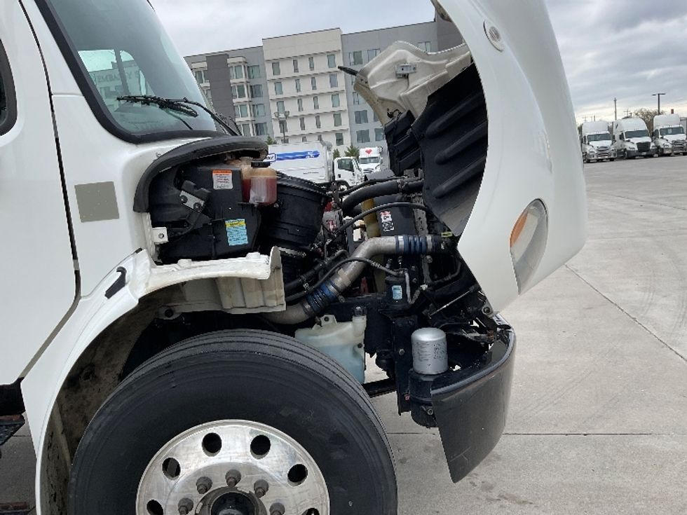 Refrigerated Truck-Light and Medium Duty Trucks-Freightliner-2021-M2-Knoxville-TN-328,742\n\t\tmiles-$ 45,500 - Image 23