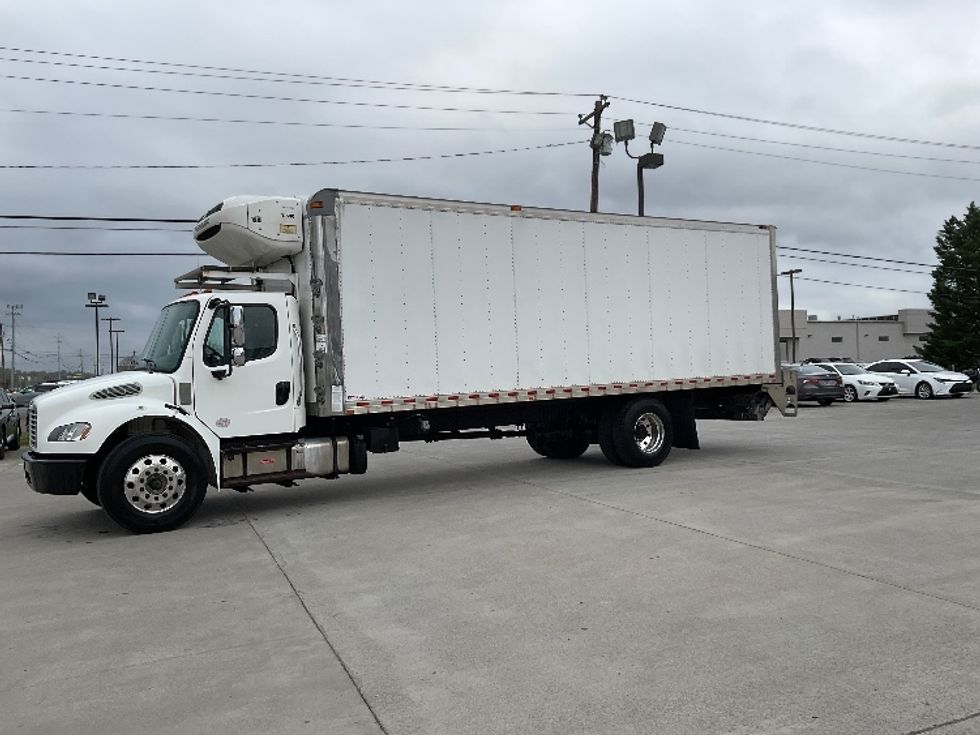 Refrigerated Truck-Light and Medium Duty Trucks-Freightliner-2021-M2-Knoxville-TN-328,742\n\t\tmiles-$ 45,500 - Image 4