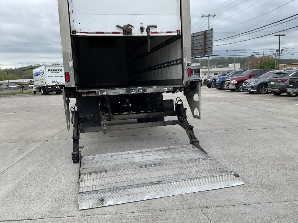 Refrigerated Truck-Light and Medium Duty Trucks-Freightliner-2021-M2-Knoxville-TN-328,742\n\t\tmiles-$ 45,500 - Image 9