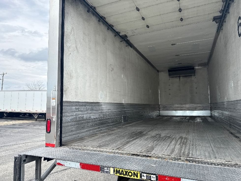 Refrigerated Truck-Light and Medium Duty Trucks-Freightliner-2021-M2-La Porte-IN-122,561\n\t\tmiles-$ 82,250 - Image 11