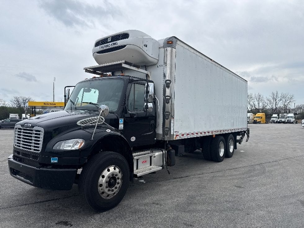 Refrigerated Truck-Light and Medium Duty Trucks-Freightliner-2021-M2-La Porte-IN-122,561\n\t\tmiles-$ 82,250 - Image 3