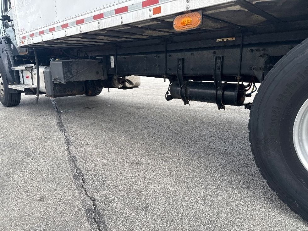 Refrigerated Truck-Light and Medium Duty Trucks-Freightliner-2021-M2-La Porte-IN-122,561\n\t\tmiles-$ 82,250 - Image 5