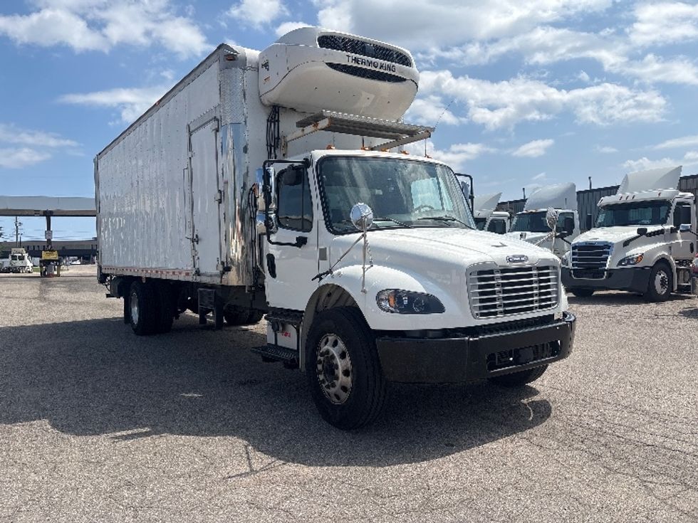 Refrigerated Truck-Light and Medium Duty Trucks-Freightliner-2021-M2-Lansing-MI-232,478\n\t\tmiles-$ 45,750 - Image 1