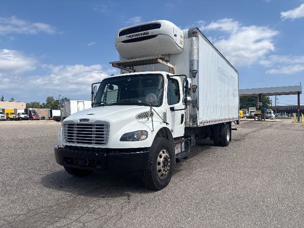 Refrigerated Truck-Light and Medium Duty Trucks-Freightliner-2021-M2-Lansing-MI-232,478\n\t\tmiles-$ 45,750 - Image 3