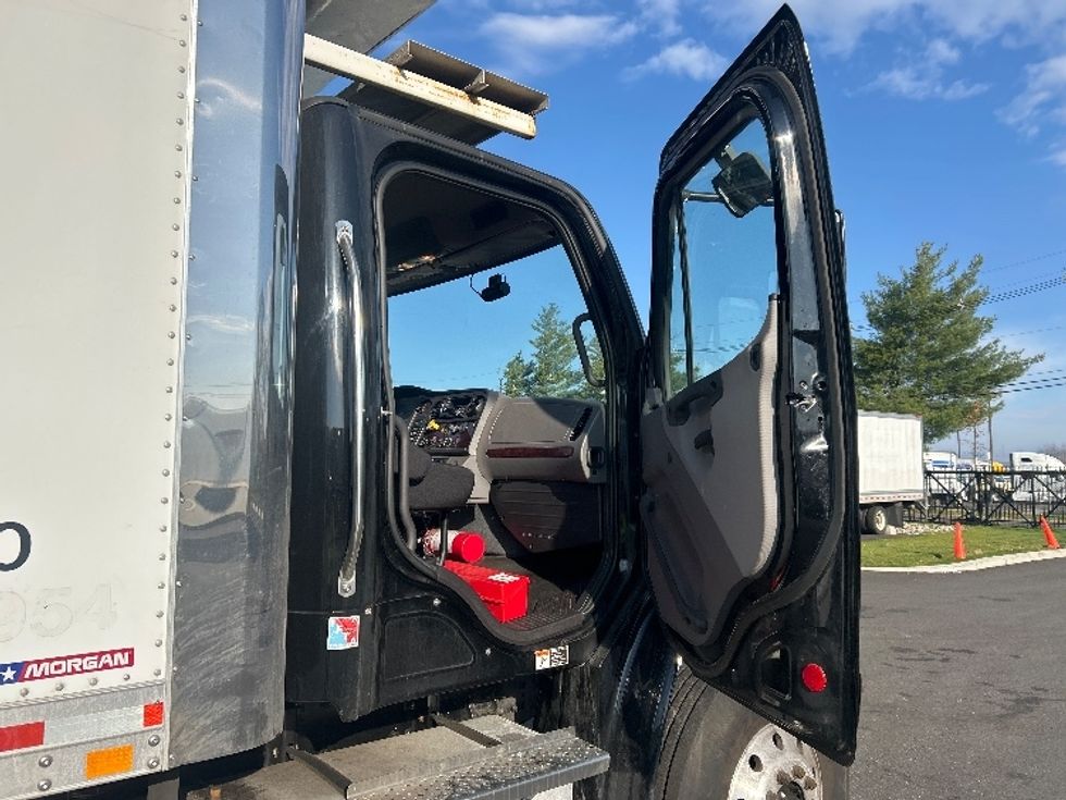 Refrigerated Truck-Light and Medium Duty Trucks-Freightliner-2021-M2-Linden-NJ-138,484\n\t\tmiles-$ 80,000 - Image 20
