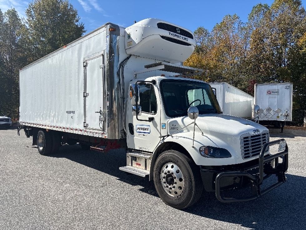 Refrigerated Truck-Light and Medium Duty Trucks-Freightliner-2021-M2-Lithia Springs-GA-310,101\n\t\tmiles-$ 37,000 - Image 1