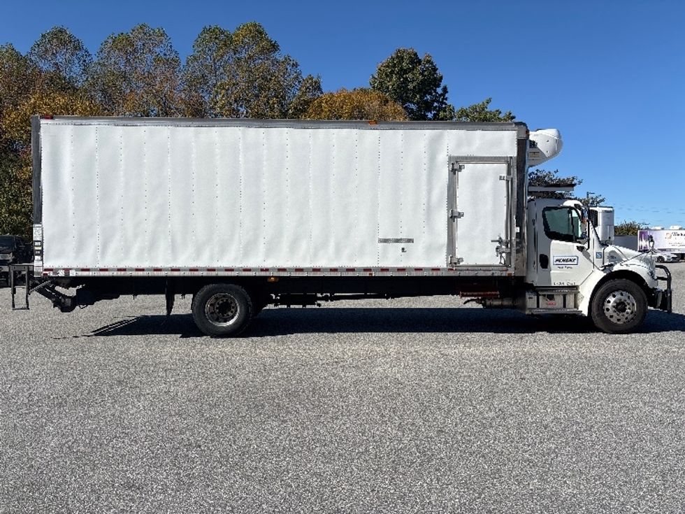 Refrigerated Truck-Light and Medium Duty Trucks-Freightliner-2021-M2-Lithia Springs-GA-310,101\n\t\tmiles-$ 37,000 - Image 15