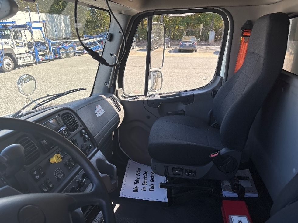 Refrigerated Truck-Light and Medium Duty Trucks-Freightliner-2021-M2-Lithia Springs-GA-310,101\n\t\tmiles-$ 37,000 - Image 19