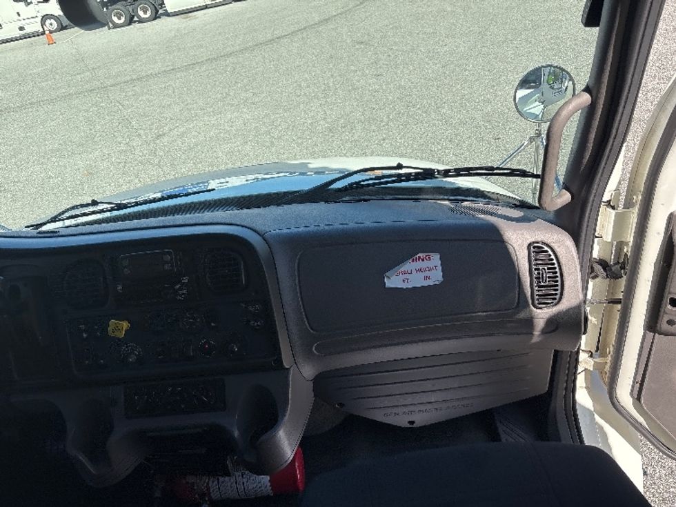 Refrigerated Truck-Light and Medium Duty Trucks-Freightliner-2021-M2-Lithia Springs-GA-310,101\n\t\tmiles-$ 37,000 - Image 21