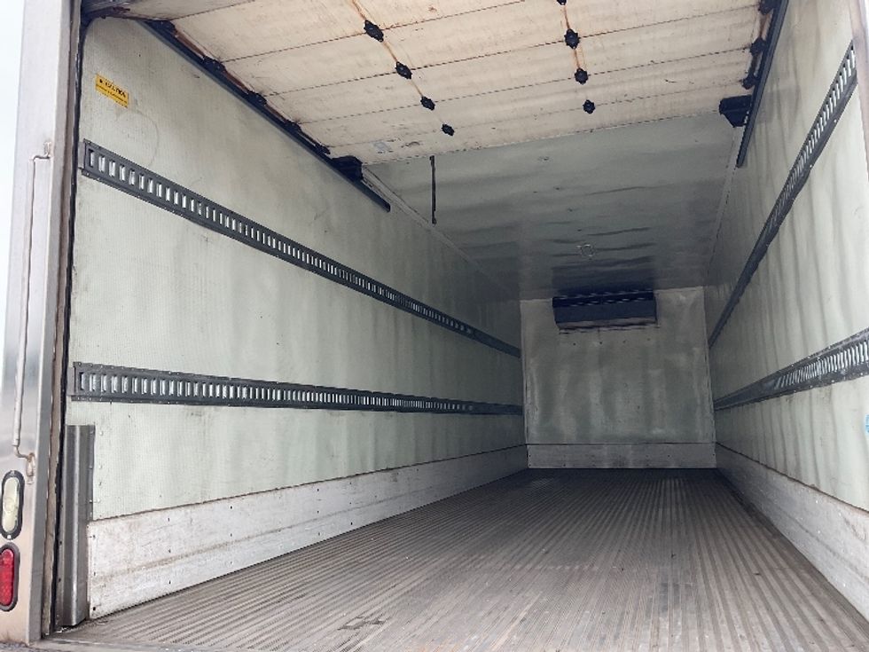 Refrigerated Truck-Light and Medium Duty Trucks-Freightliner-2021-M2-Londonderry-NH-258,691\n\t\tmiles-$ 38,000 - Image 11