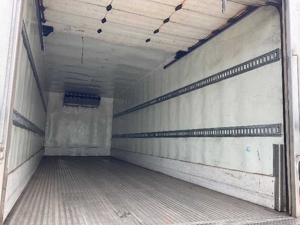 Refrigerated Truck-Light and Medium Duty Trucks-Freightliner-2021-M2-Londonderry-NH-258,691\n\t\tmiles-$ 38,000 - Image 12