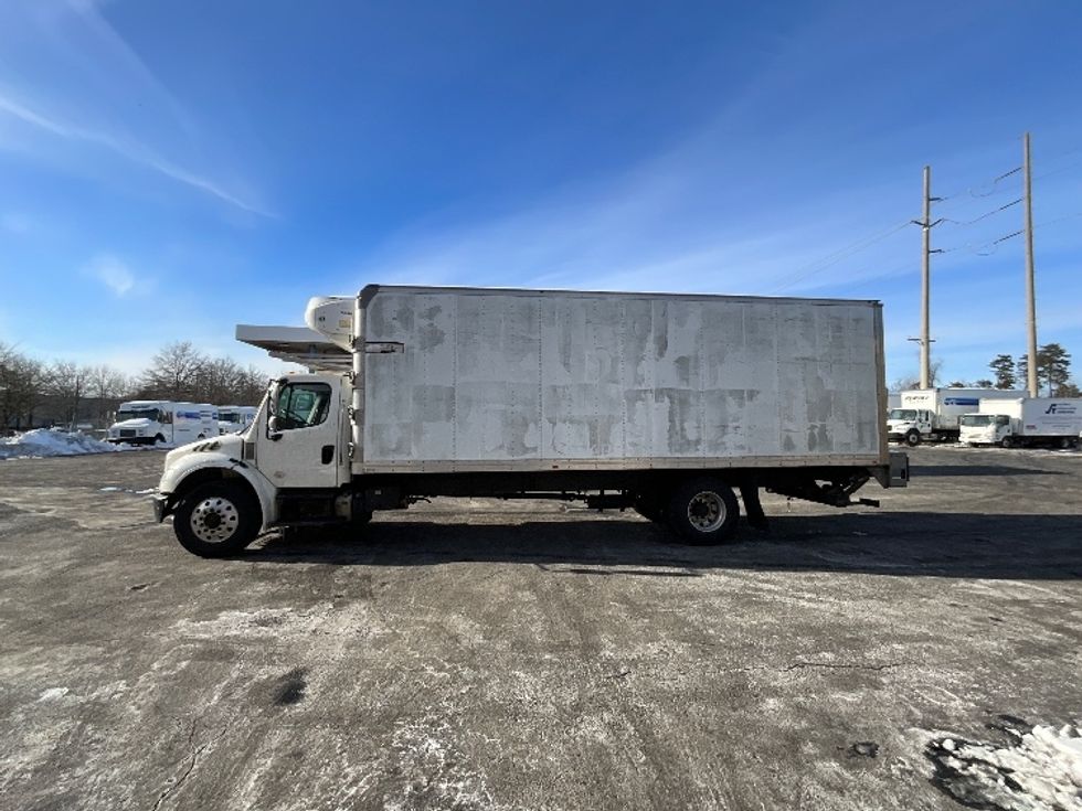 Refrigerated Truck-Light and Medium Duty Trucks-Freightliner-2021-M2-Manassas-VA-224,058\n\t\tmiles-$ 59,500 - Image 4