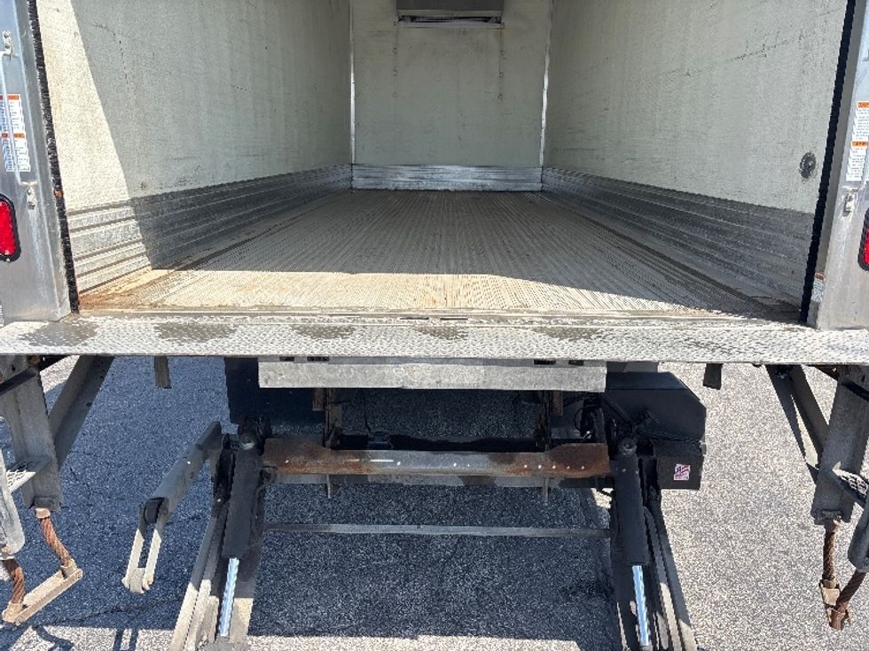 Refrigerated Truck-Light and Medium Duty Trucks-Freightliner-2021-M2-Mississauga-ON-168,688\n\t\tkm-$ 87,500 - Image 10