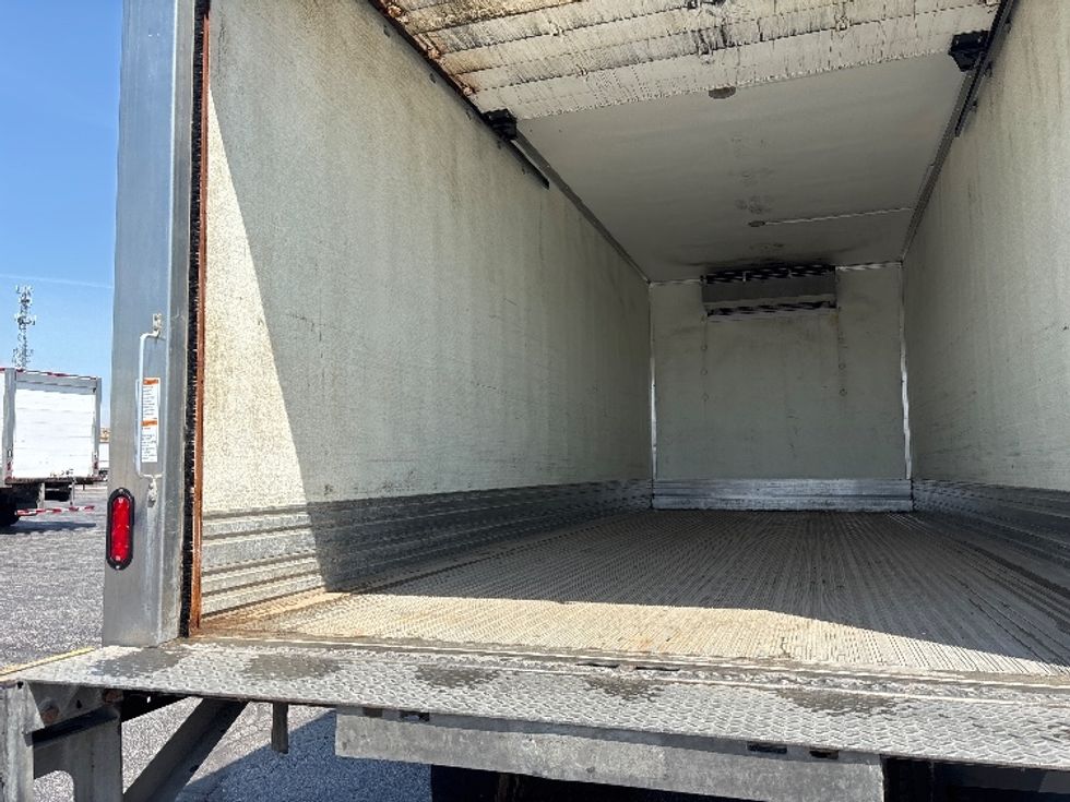 Refrigerated Truck-Light and Medium Duty Trucks-Freightliner-2021-M2-Mississauga-ON-168,688\n\t\tkm-$ 87,500 - Image 11