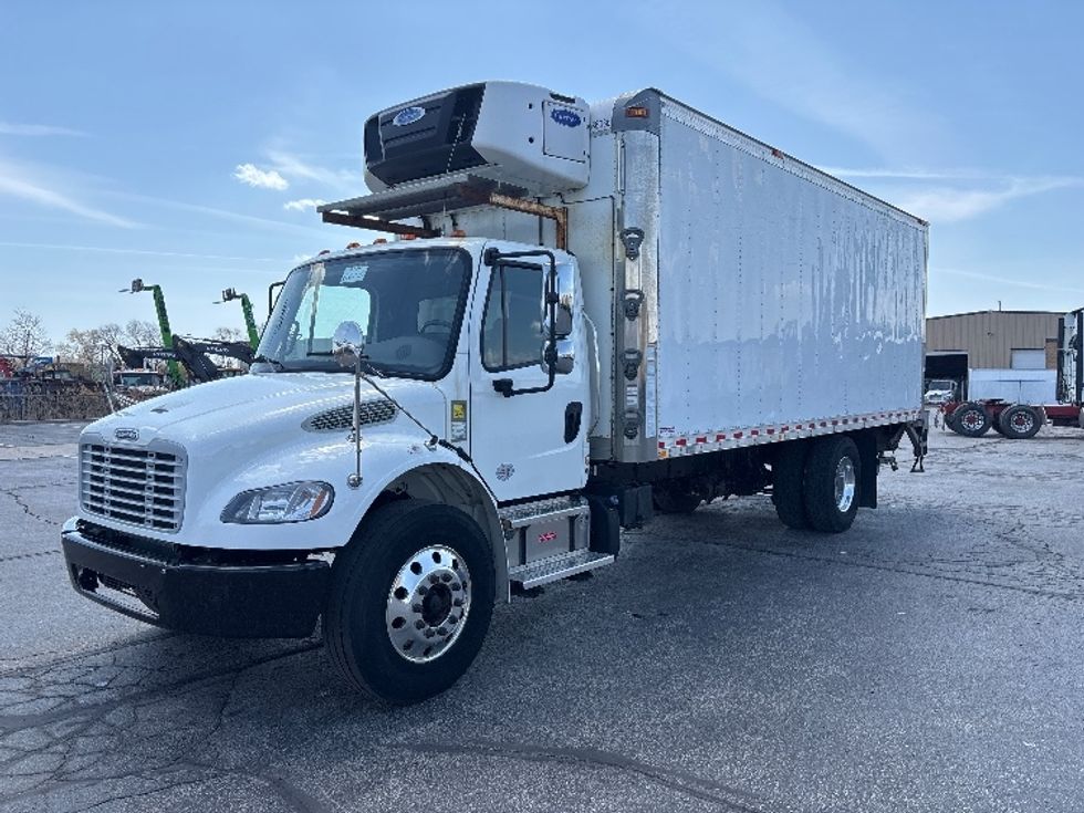 Refrigerated Truck-Light and Medium Duty Trucks-Freightliner-2021-M2-Mississauga-ON-168,688\n\t\tkm-$ 87,500 - Image 3