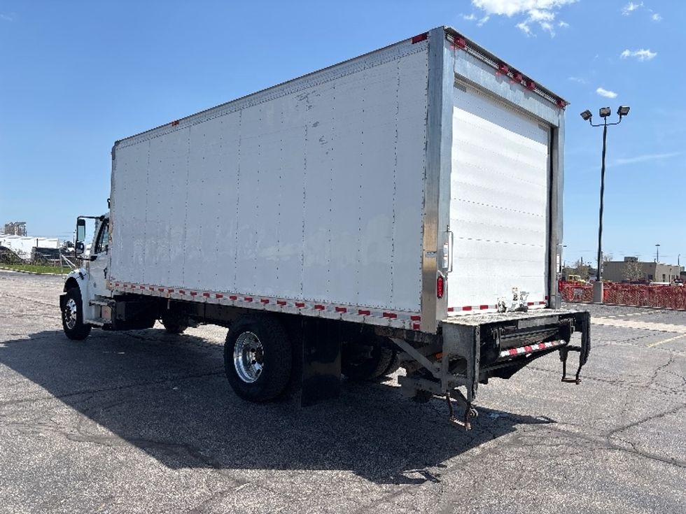 Refrigerated Truck-Light and Medium Duty Trucks-Freightliner-2021-M2-Mississauga-ON-168,688\n\t\tkm-$ 87,500 - Image 6