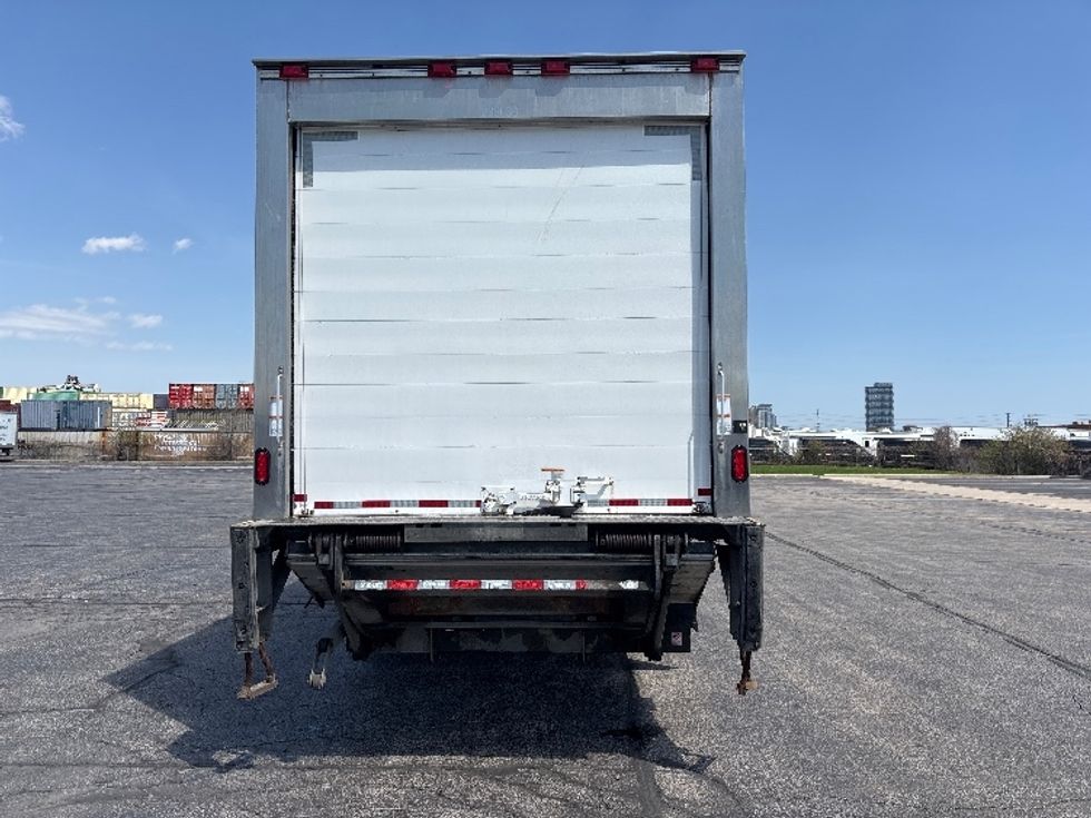 Refrigerated Truck-Light and Medium Duty Trucks-Freightliner-2021-M2-Mississauga-ON-168,688\n\t\tkm-$ 87,500 - Image 7