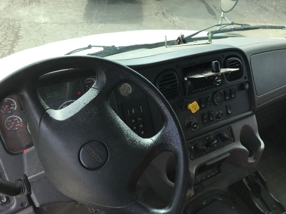 Refrigerated Truck-Light and Medium Duty Trucks-Freightliner-2021-M2-Moncton-NB-310,051\n\t\tkm-$ 106,000 - Image 16