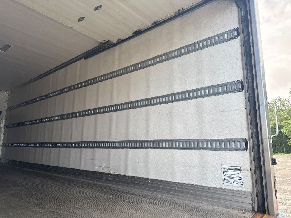 Refrigerated Truck-Light and Medium Duty Trucks-Freightliner-2021-M2-New Bedford-MA-254,603\n\t\tmiles-$ 52,250 - Image 12