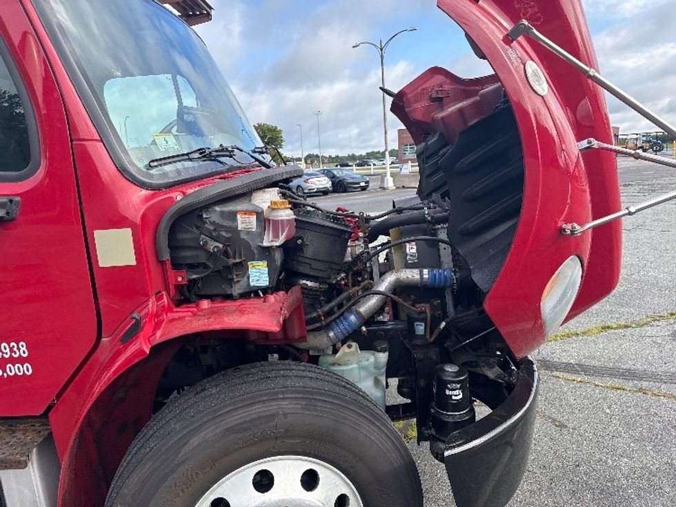 Refrigerated Truck-Light and Medium Duty Trucks-Freightliner-2021-M2-New Bedford-MA-254,603\n\t\tmiles-$ 52,250 - Image 23